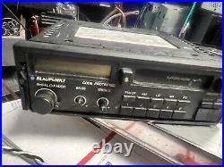 Vintage Blaupunkt Phoenix SQR 29 Radio AM/FM no power Parts Only Mercedes BMW