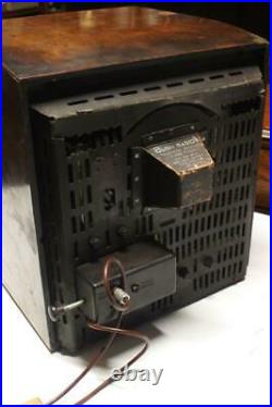 Vintage Bush Radio Television Receiver Type TV24 for Parts or Repair 6688