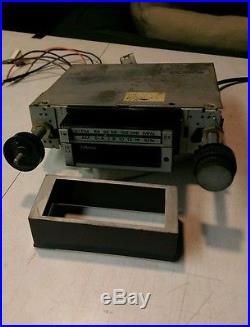 Vintage Craig Model T-502 AM/FM Auto Reverse Cassette Car Radio Stereo