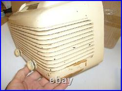 Vintage Crosley AM tube Radio art deco, mid modern Restore or parts, hums