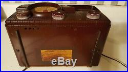 Vintage Crosley Model E-30 MN Red Plastic AM FM Tube Radio For Parts or Repair