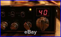 Vintage GALAXY DX 44V CB Radio Powers up Untested Parts or Repair
