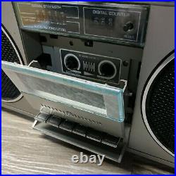 Vintage GE General Electric 3-5257A AM/FM Cassette Boombox Radio PARTS/REPAIR