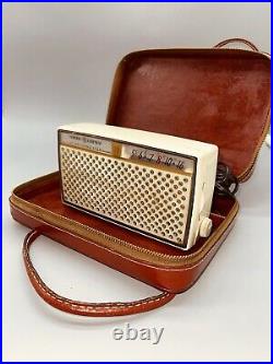 Vintage GE General Electric 7 Transistor Portable Radio For parts only