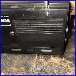 Vintage GPX A303 Portable Multi Band Receiver Radio AM/FM WB Parts Unit Repair