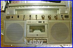 Vintage General Electric Boombox No 3-52454A AM FM Cassette For Parts or Restore