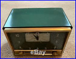 Vintage Green Tube Sylvania Alarm Clock Radio 543H CW-250314 60's Parts Repair