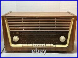 Vintage Grundig Majestic 4085 USA Luxury Tube Radio Parts Or Repair