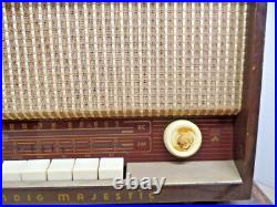 Vintage Grundig Majestic Model 92 US Radio Germany NOT TESTED PARTS/REPAIR ONLY