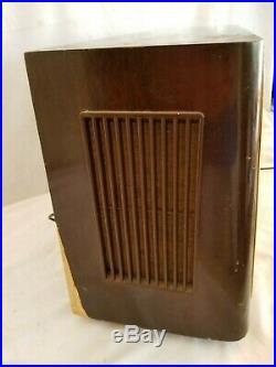 Vintage Grundig Majestic Radio Model 3262U AM, FM, SW parts or restoration