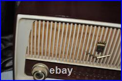 Vintage Grundig Model 87 USA AM-FM Radio FOR PARTS OR RESTORATION