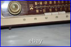 Vintage Grundig Model 87 USA AM-FM Radio FOR PARTS OR RESTORATION