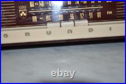 Vintage Grundig Model 87 USA AM-FM Radio FOR PARTS OR RESTORATION