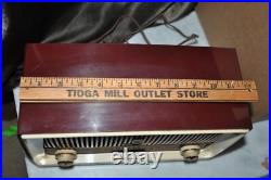 Vintage Grundig Model 87 USA AM-FM Radio FOR PARTS OR RESTORATION