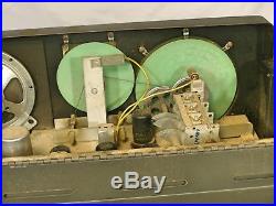 Vintage Hallicrafters model S 40B Radio Receiver for parts or repair