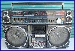 Vintage Llloyd's Radio Boombox Ghettoblaster Boombox Model PT003 FOR PARTS