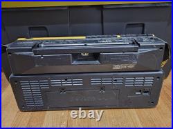 Vintage Magnavox D8300 Boombox Radio Works Dual Cassette Recorder 4 Parts Vintage Magnavox D8300 Boombox Radio Works Dual Cassette Recorder 4 Parts
