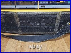 Vintage Magnavox D8300 Boombox Radio Works Dual Cassette Recorder 4 Parts