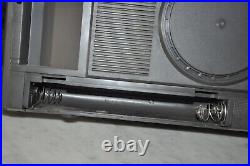 Vintage Magnavox D8443 Boombox 80s Ghetto Blaster FOR PARTS / REPAIR