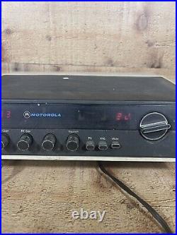 Vintage Motorola CB Radio Base Station T4025A/CB1136 with Mic Parts Only