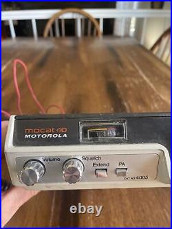 Vintage Motorola Mocat 40 Cat No 4005 CB Radio and Microphone For Parts