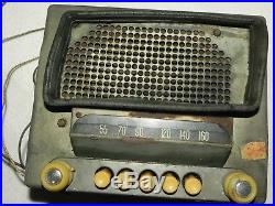 Vintage / Original 1951/1952 Chevrolet Car Radio With Knobs & Push Buttons