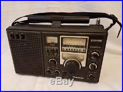Vintage Panasonic RF-2200 8 Band Short Wave Radio for Parts/Repair