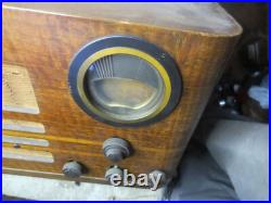 Vintage Philco 38-9 Tube Radio Untested tattered cord Parts or Repair
