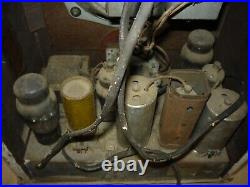 Vintage Philco TUBE RADIO Model 38-93 PARTS UNIT UNTESTED