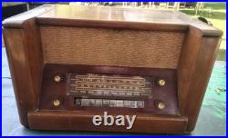 Vintage Philco Tube Radio 48-482 Tested & Powers On For Parts/Repair