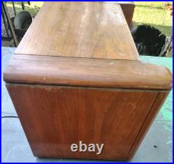 Vintage Philco Tube Radio 48-482 Tested & Powers On For Parts/Repair
