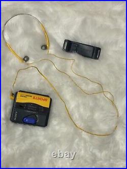 Vintage RARE SONY Sports Walkman WM-FS393 TESTED Working ALL ORIG PARTS + CLIP