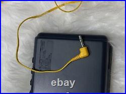 Vintage RARE SONY Sports Walkman WM-FS393 TESTED Working ALL ORIG PARTS + CLIP