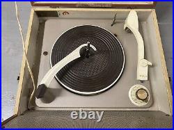 Vintage RCA Victor 45 Record Player Portable UNTESTED For Parts/Repair