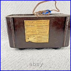 Vintage RCA Victor Bakelite Radio Model 66X11 For Parts Not Tested