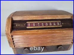 Vintage RCA victor USA Cobsole Tube Radio Model 56X3 Rca Victor For Parts