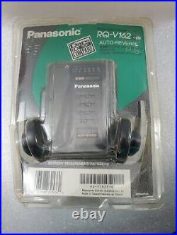 Vintage Rare PANASONIC RQ-V162 AM/FM Cassette Tape Player, EQ. For Parts Only