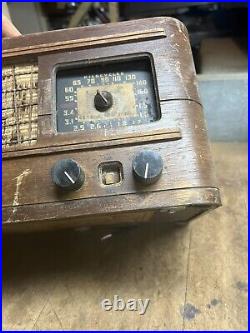 Vintage Rare Superheterodyne GE General Electric HJ612 Tube Radio Wood Parts USA