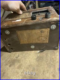 Vintage Rare Superheterodyne GE General Electric HJ612 Tube Radio Wood Parts USA