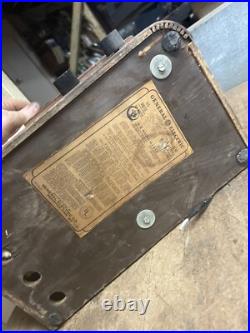 Vintage Rare Superheterodyne GE General Electric HJ612 Tube Radio Wood Parts USA
