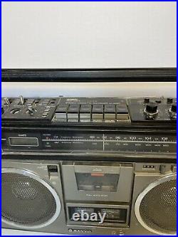 Vintage Sanyo M 9990 Boombox Am/fm Cassette Radio As Is 4 Parts Or Repair Only