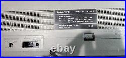 Vintage Sanyo M7900K Mini&Slim Boombox Portable Stereo Radio FOR PARTS OR REPAIR