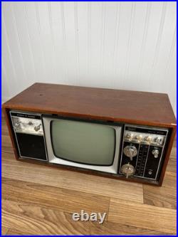 Vintage Sears Model 5028 AM/FM clock Radio with 8 Black White Television PARTS RE