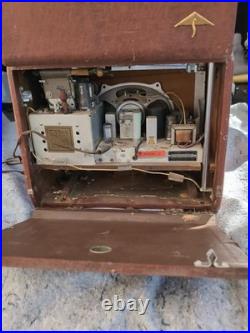 Vintage Silver Tone Tube Radio Very Beautiful Parts Of Repair Because I Haven't
