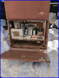 Vintage Silver Tone Tube Radio Very Beautiful Parts Of Repair Because I Haven't