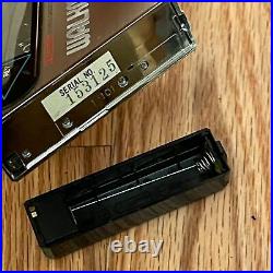 Vintage Sony Cassette Walkman WM-101 for Parts with mini speaker