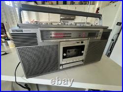 Vintage Sony Portable Cassette Player Radio Player Boombox CFS-D7 For Parts