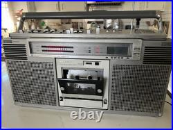 Vintage Sony Portable Cassette Player Radio Player Boombox CFS-D7 For Parts