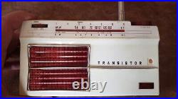 Vintage Toshiba transistor AM/SW portable RADIO FOR PARTS ONLY