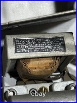Vintage Unknown Classic tube Radio Parts Domestic USA 1940's 1930's Knob Box